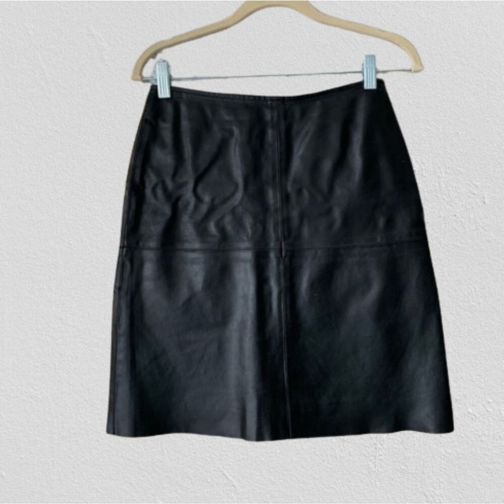 United Colors of Benetton Genuine leather Skirt Size 38 (size 6)